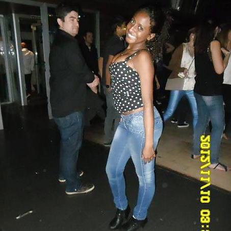 25P Booty teen.