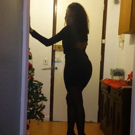 25P Booty teen.