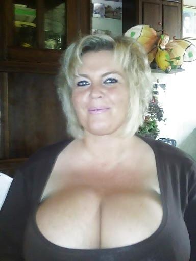 25P Big Boobs