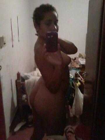 9P Jovencita rellenita bien rica
