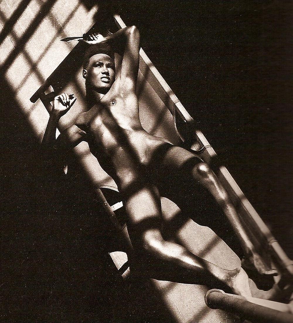 25P Grace Jones
