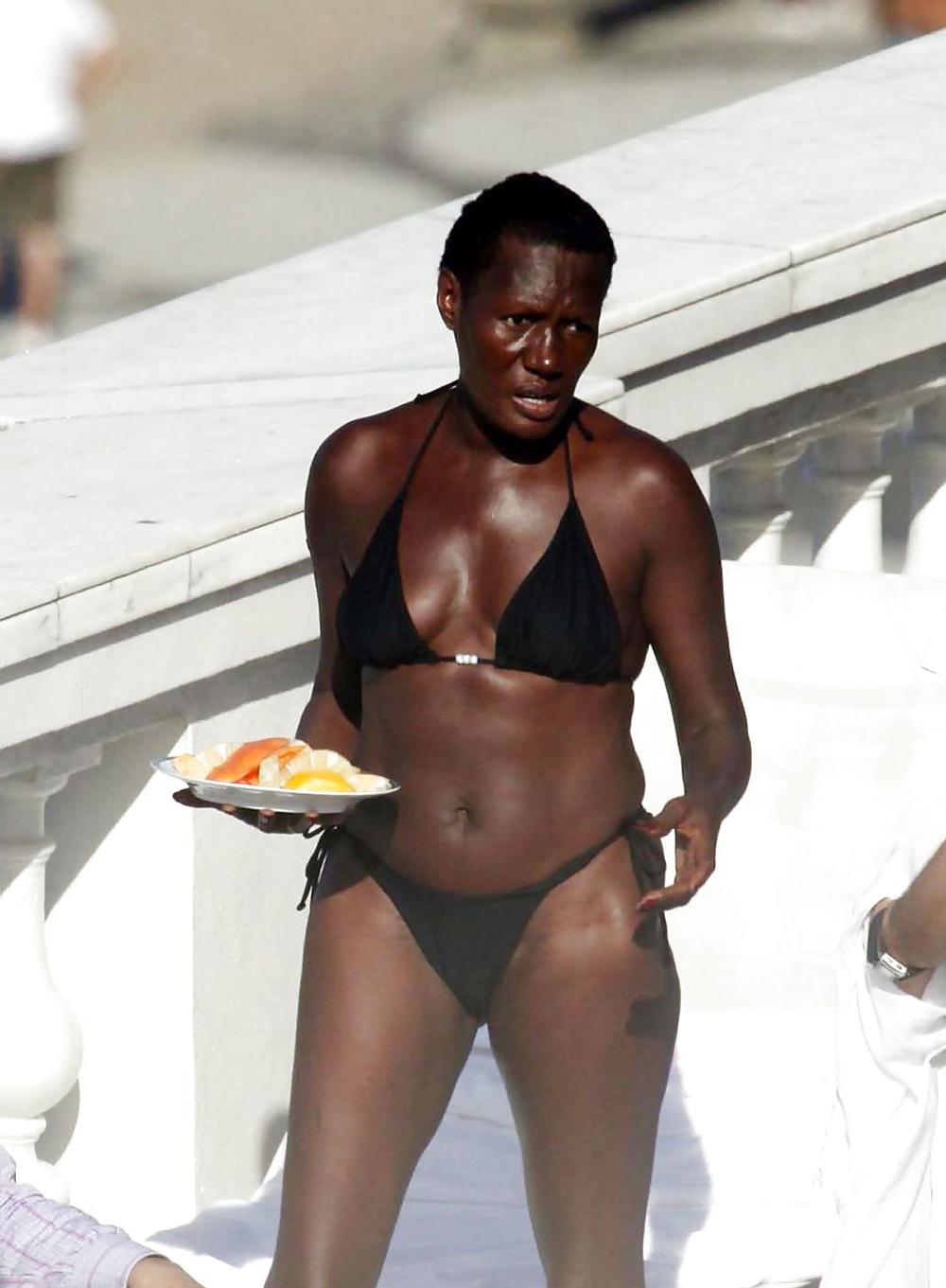 25P Grace Jones