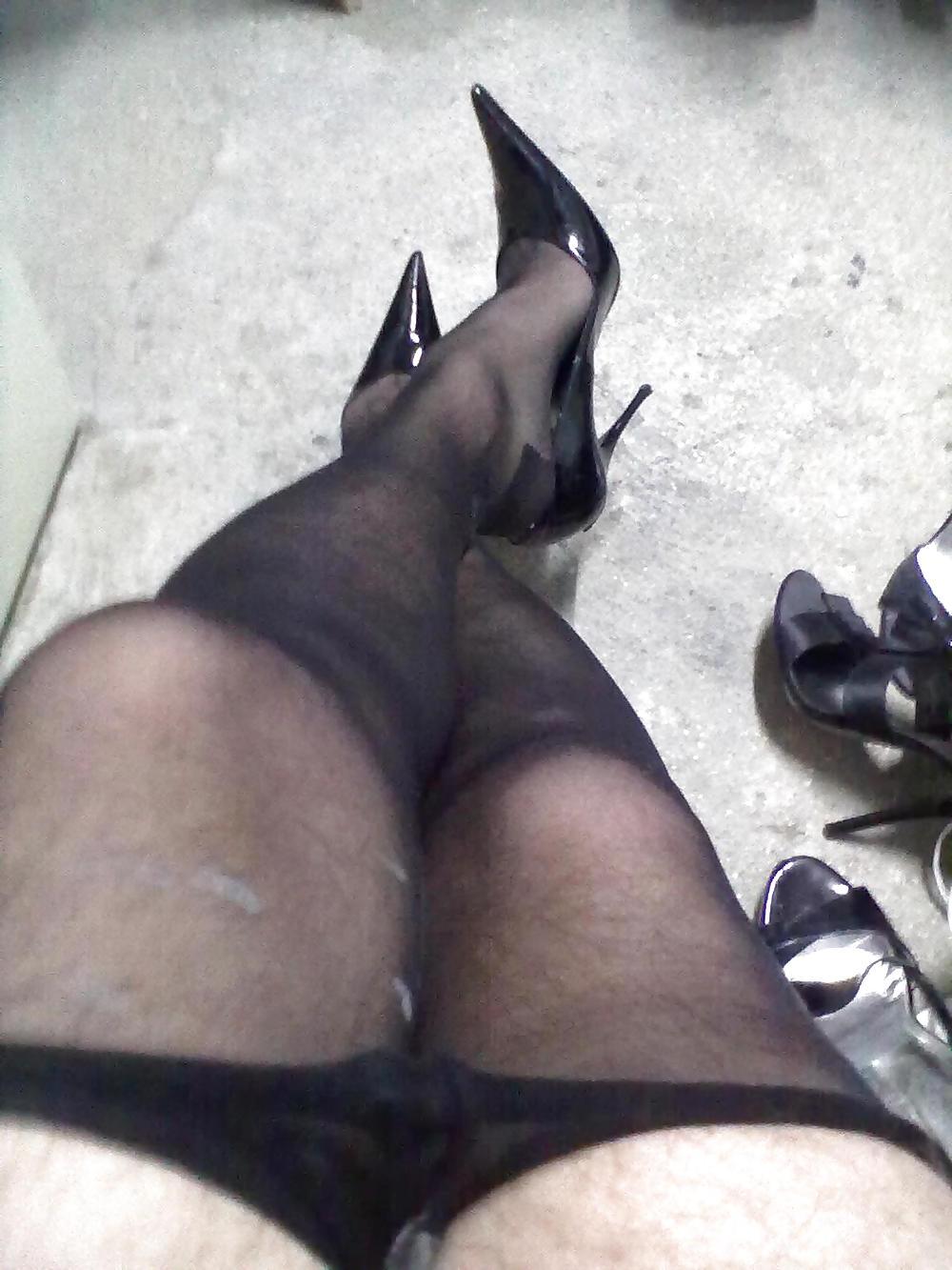 25P My heels and stocking