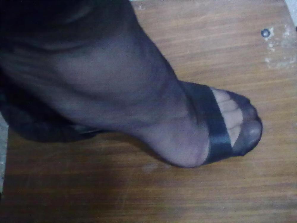25P My heels and stocking