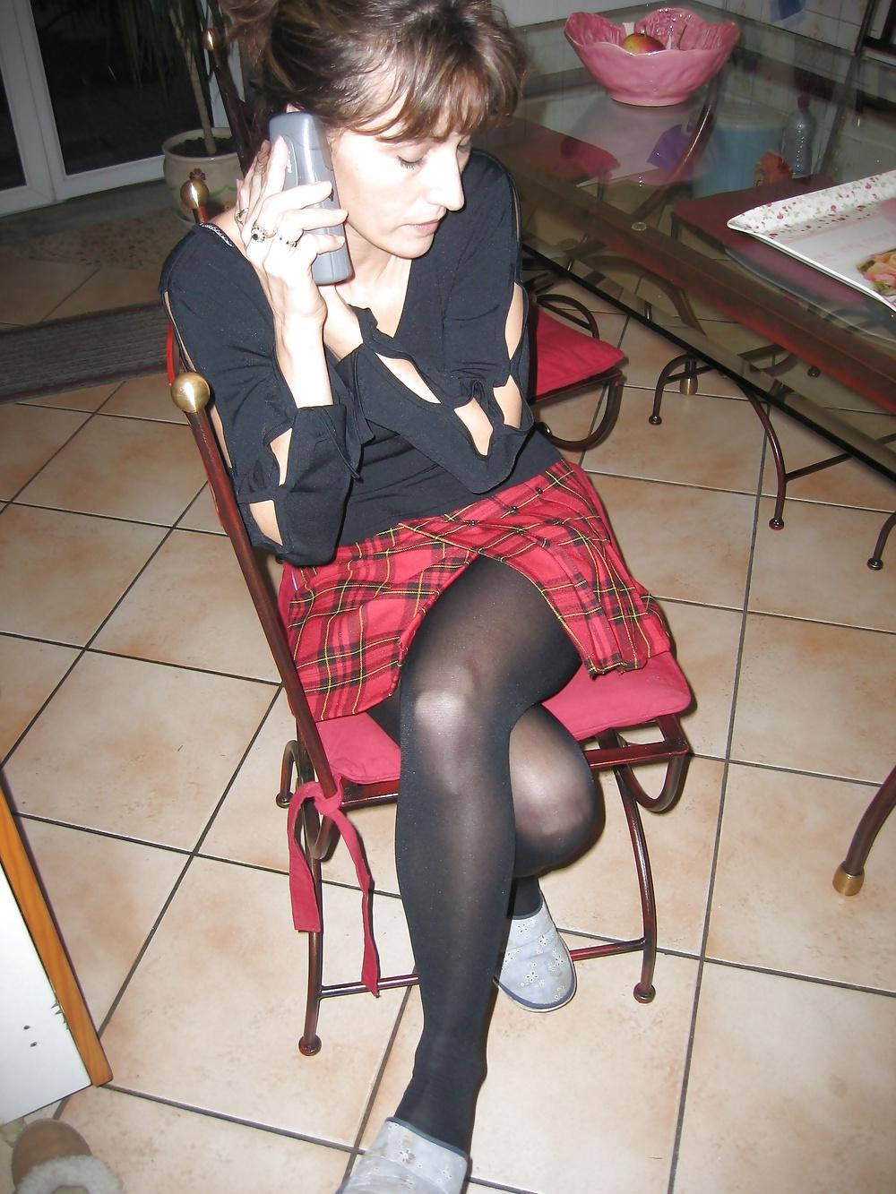 25P Mature Ladies Wearing Pantyhose and Stockings - Swingers