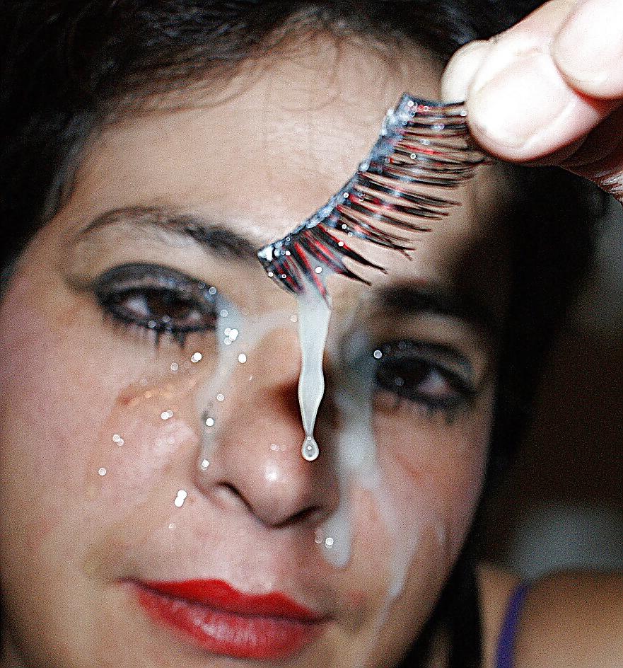 25P Eyes Open Facial Cumshot With Cum in eye