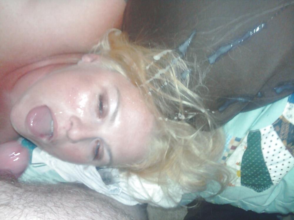 25P Eyes Open Facial Cumshot With Cum in eye