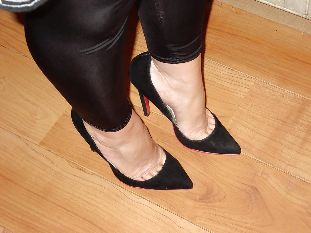 12P Just high heels