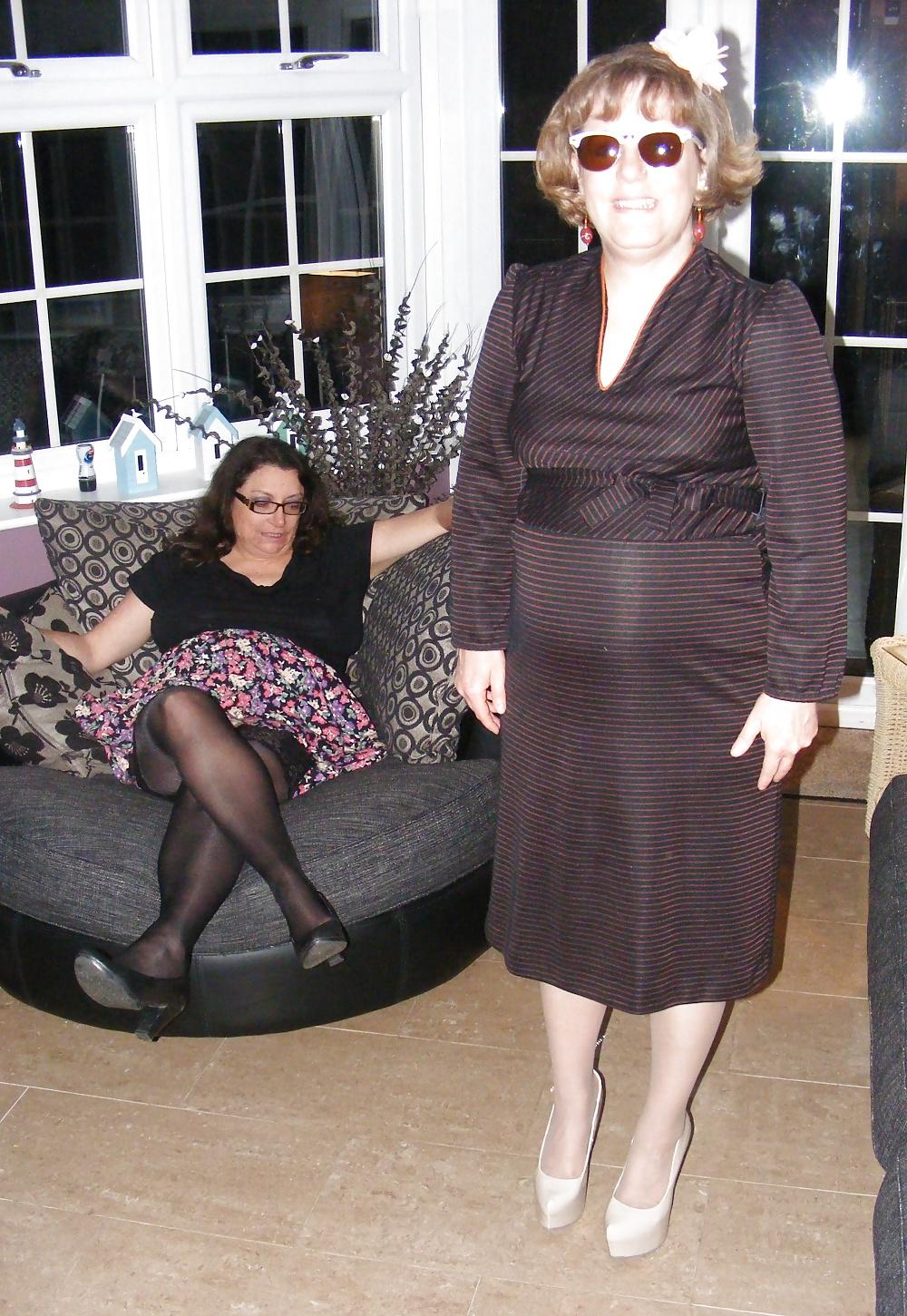 22P K and AussieSam in girdles and stockings