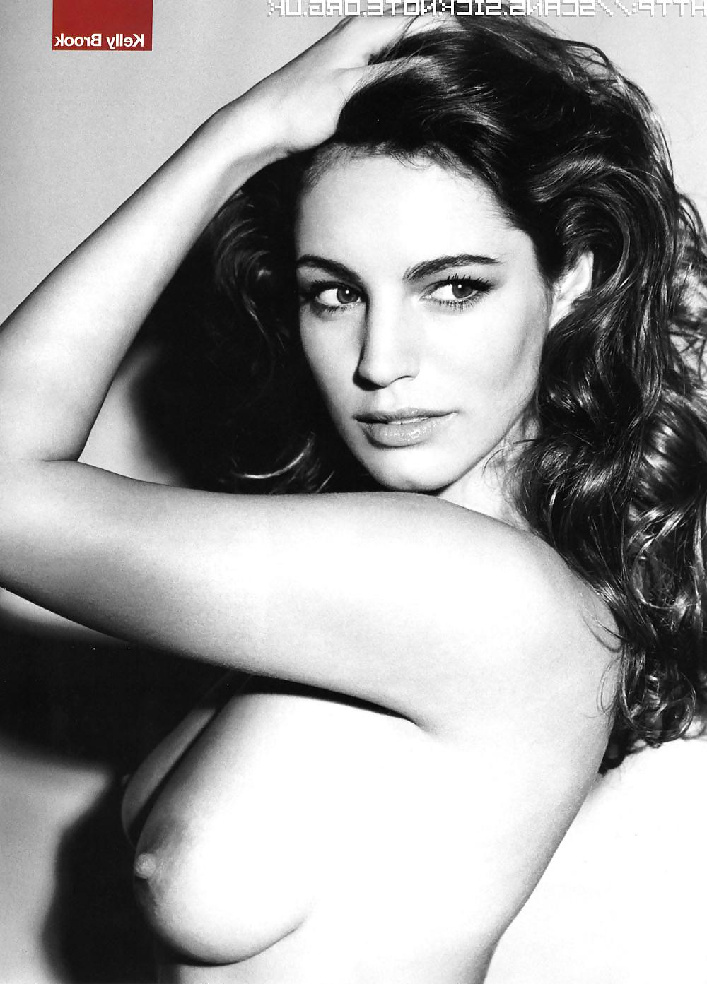 25P Kelly Brook 