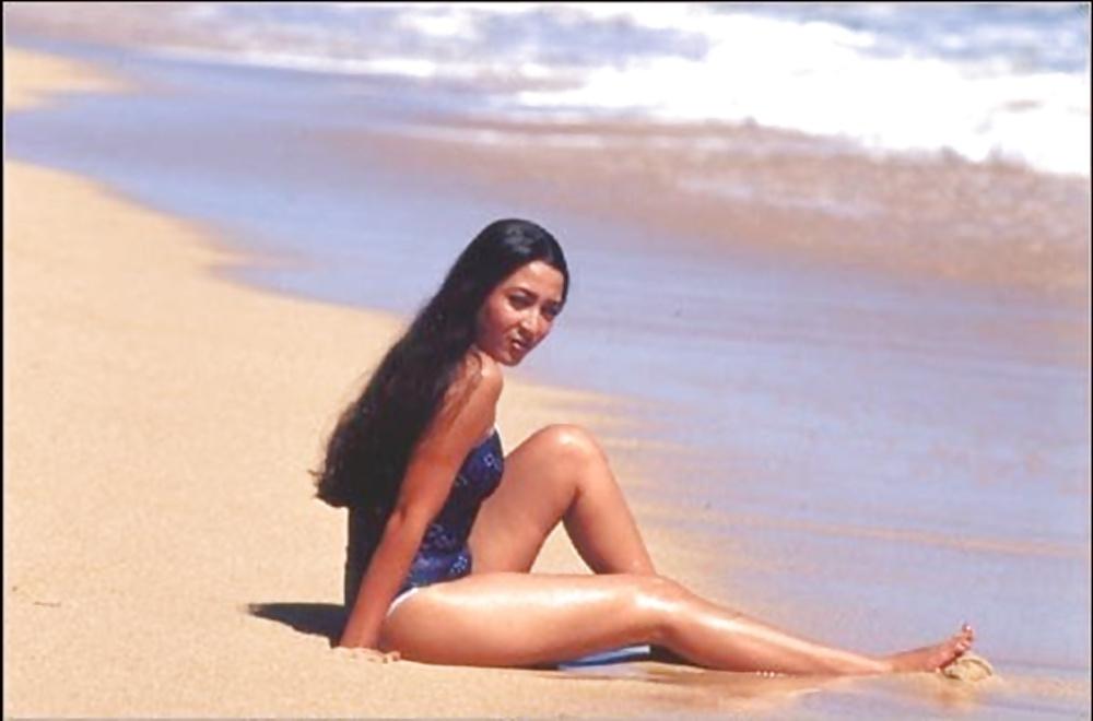25P Indonesian celebrities Devi Permatasari