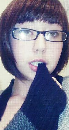 25P Emo lilly