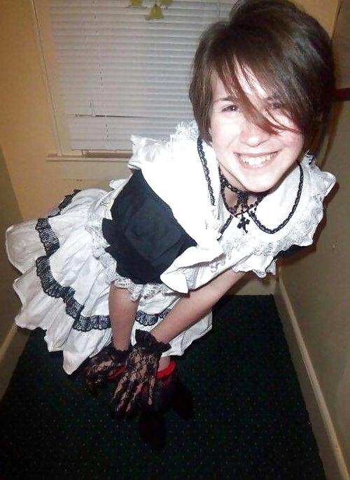 9P Crossdresser picture gallery fb