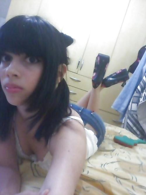 9P Crossdresser picture gallery fb