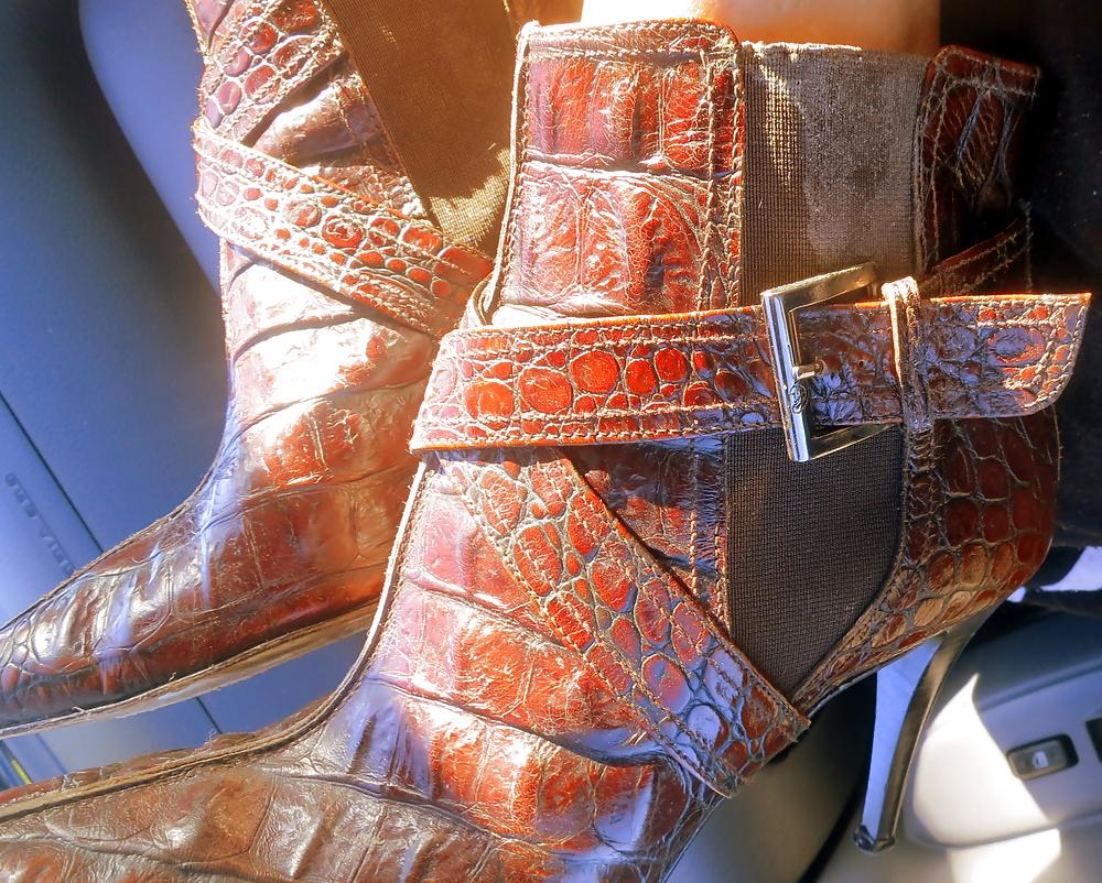 21P DONALD PLI NER SNAKE BOOTS