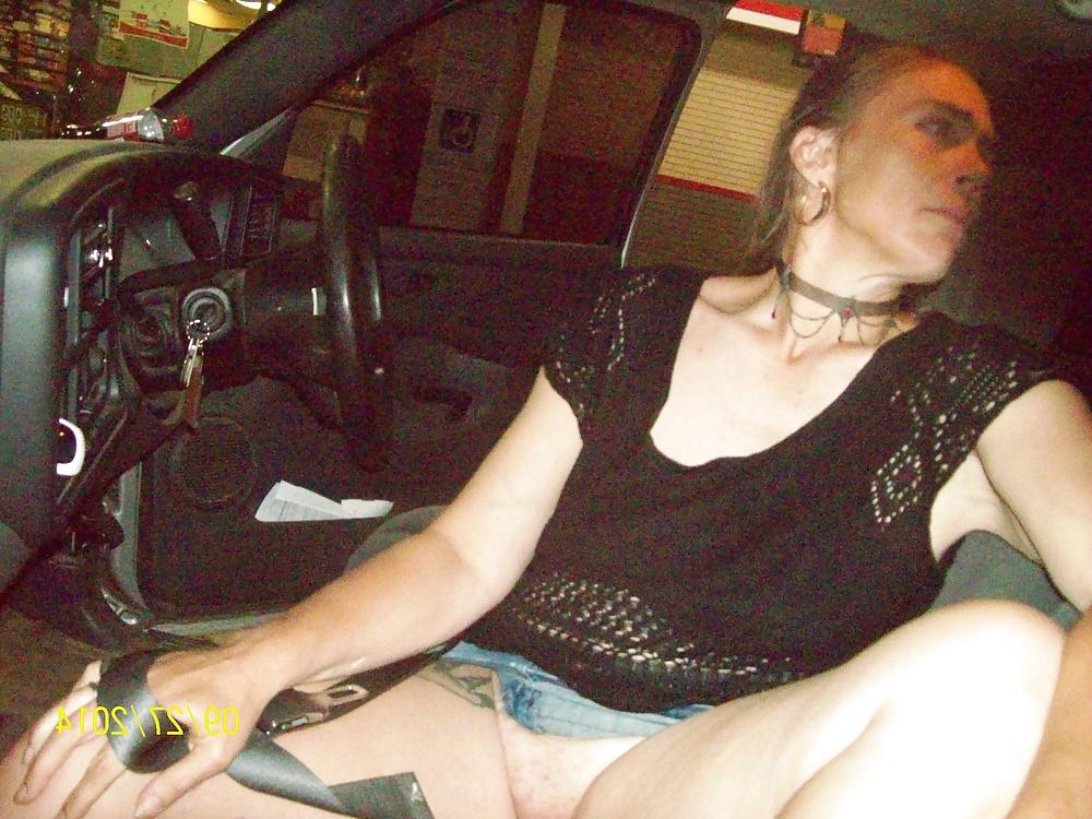 25P Wife takes young dick