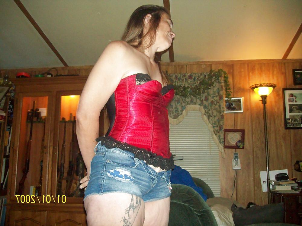 25P Wife takes young dick