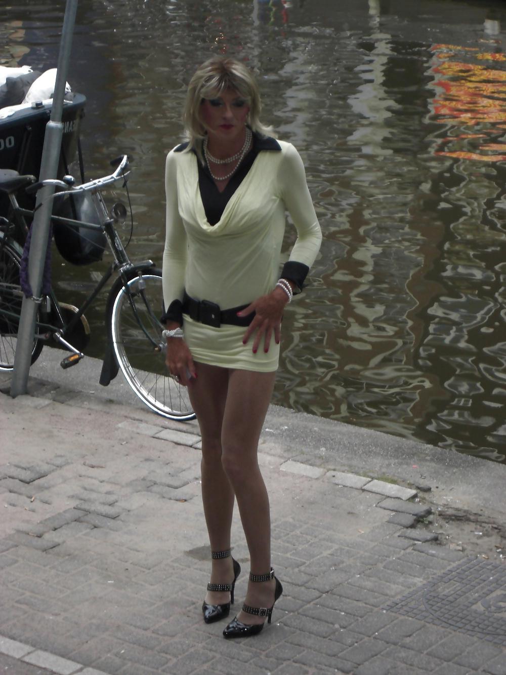 16P Having fun in Amsterdam with Erika 