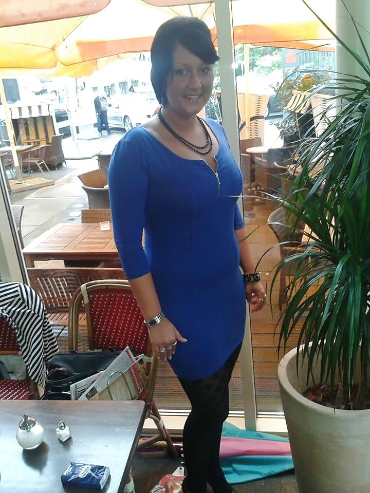 9P Sandra German MILF