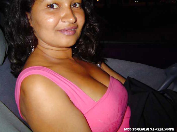 10P Sri lankan Pink aunty