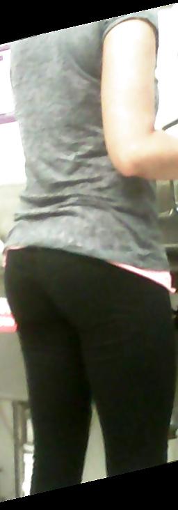 10P Tight latina booty in yoga pants pt.2