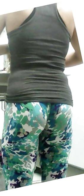 10P Tight latina booty in yoga pants pt.2