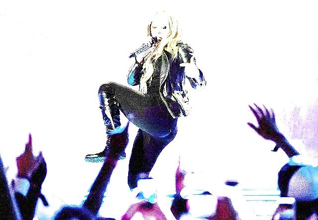 25P Avril Lavigne (non porn)
