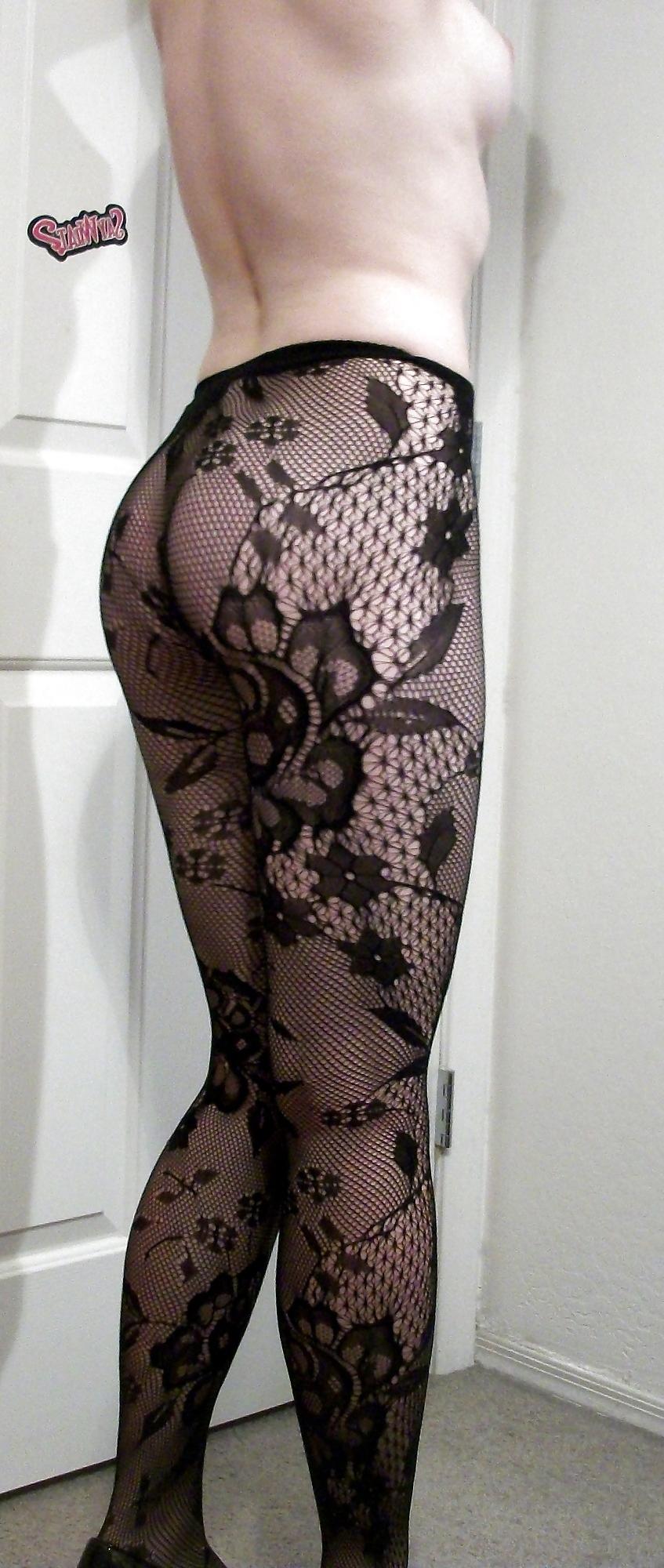 25P Sexy Kittens - black tights and stockings