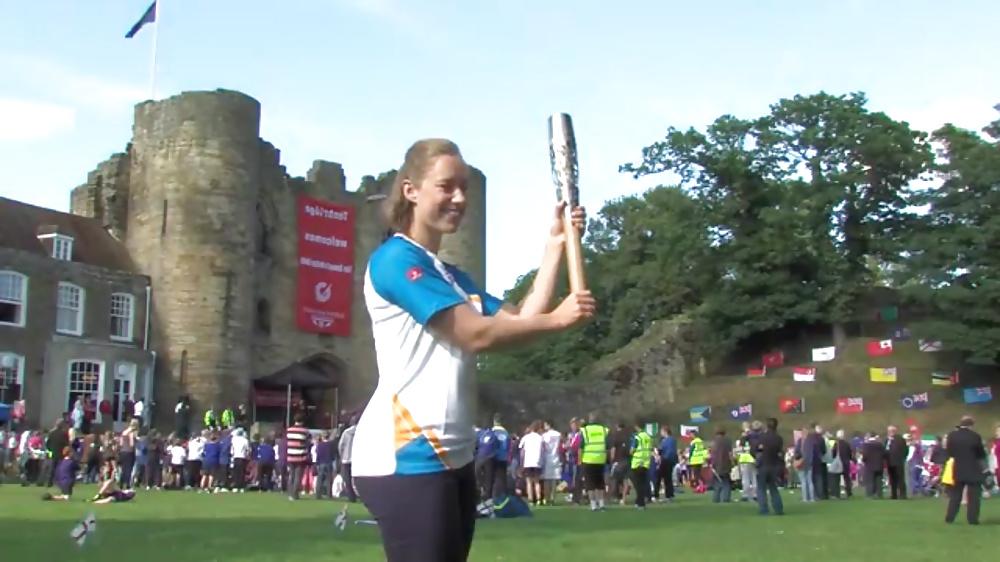 13P Lizzy Yarnold - British Olympic Champion with BIG ass