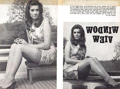 25P Stylish 1960s English Lady