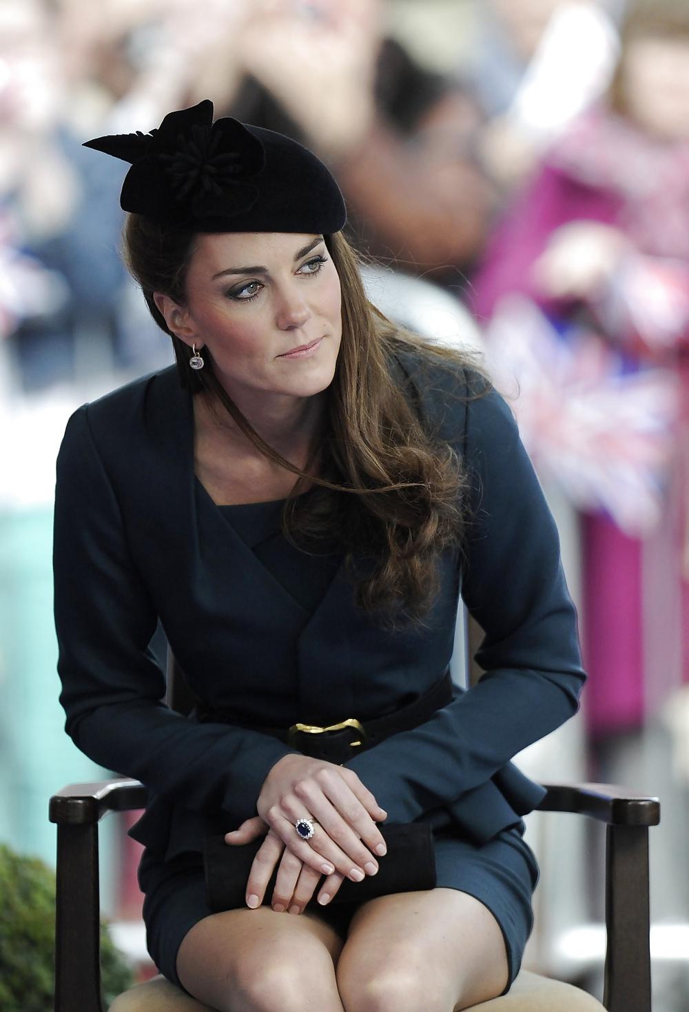 25P Kate Middleton fake 