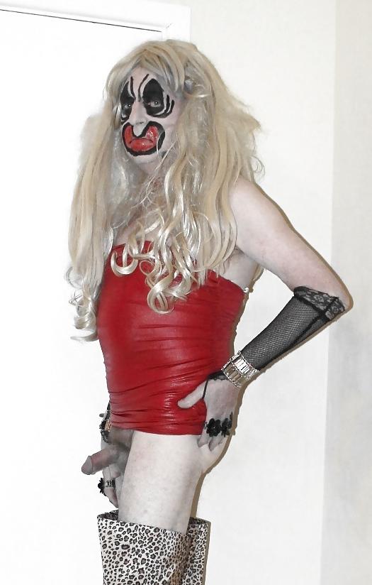 10P Blonde in leopard thigh boots