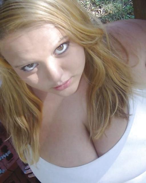 11P BIG BOOBS GFS