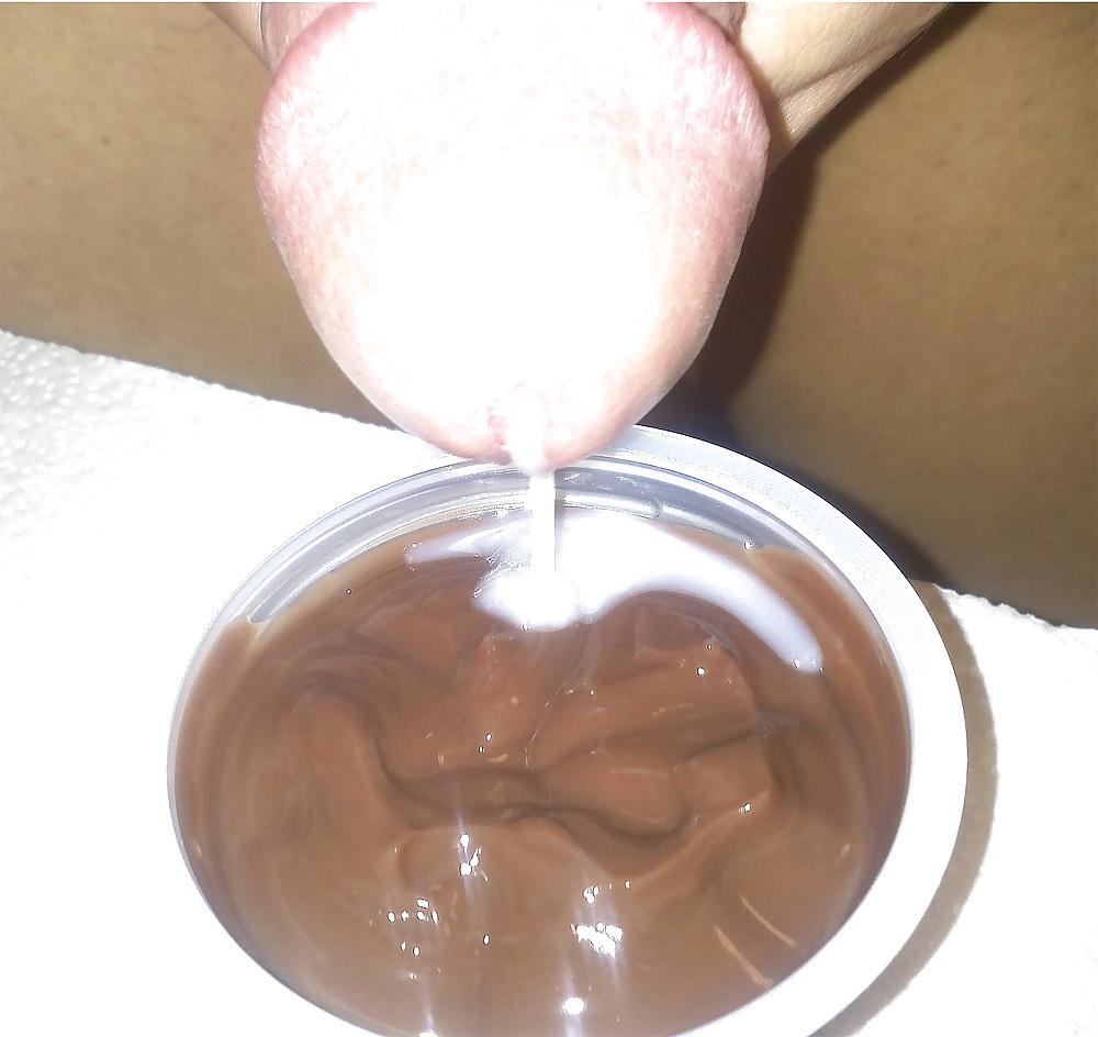 25P Cum on Food