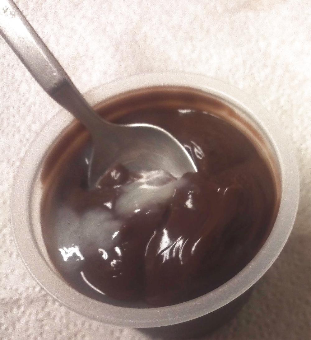 25P Cum on Food