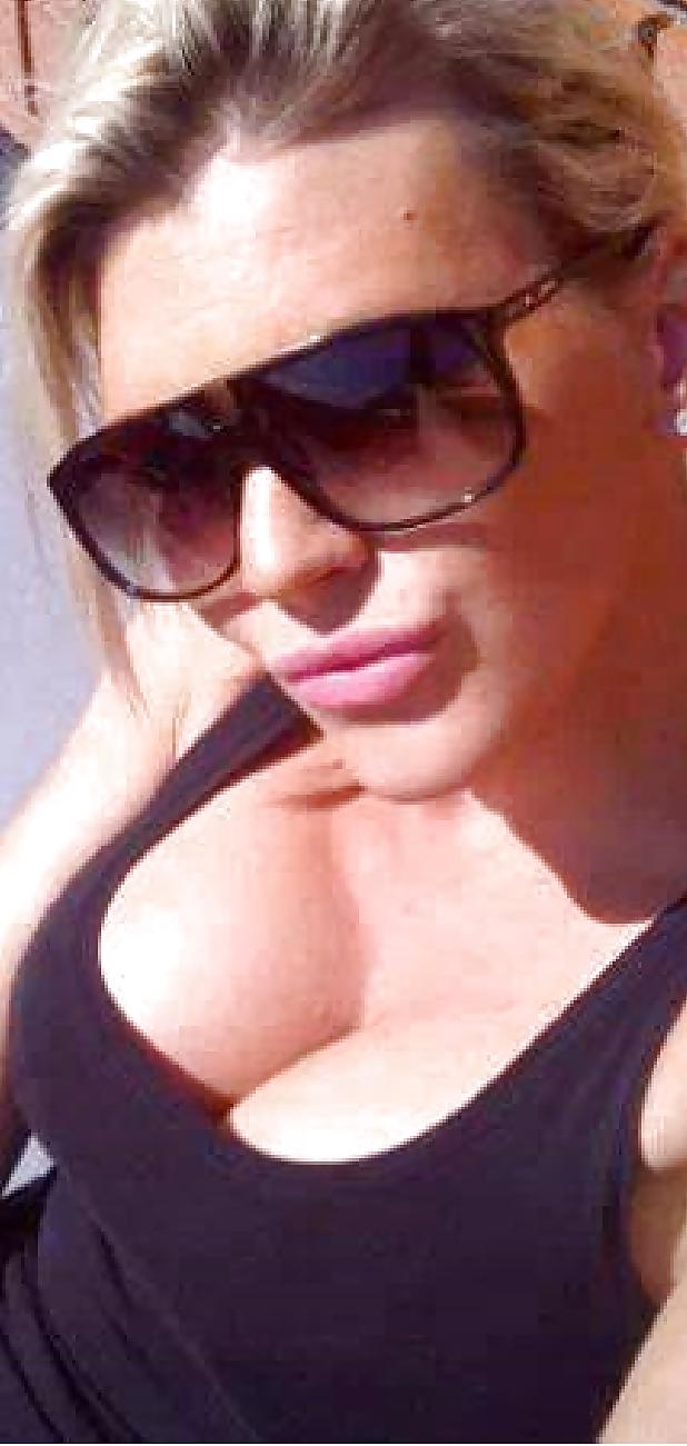 25P Amelie Neten la pute de secret story et des anges! 