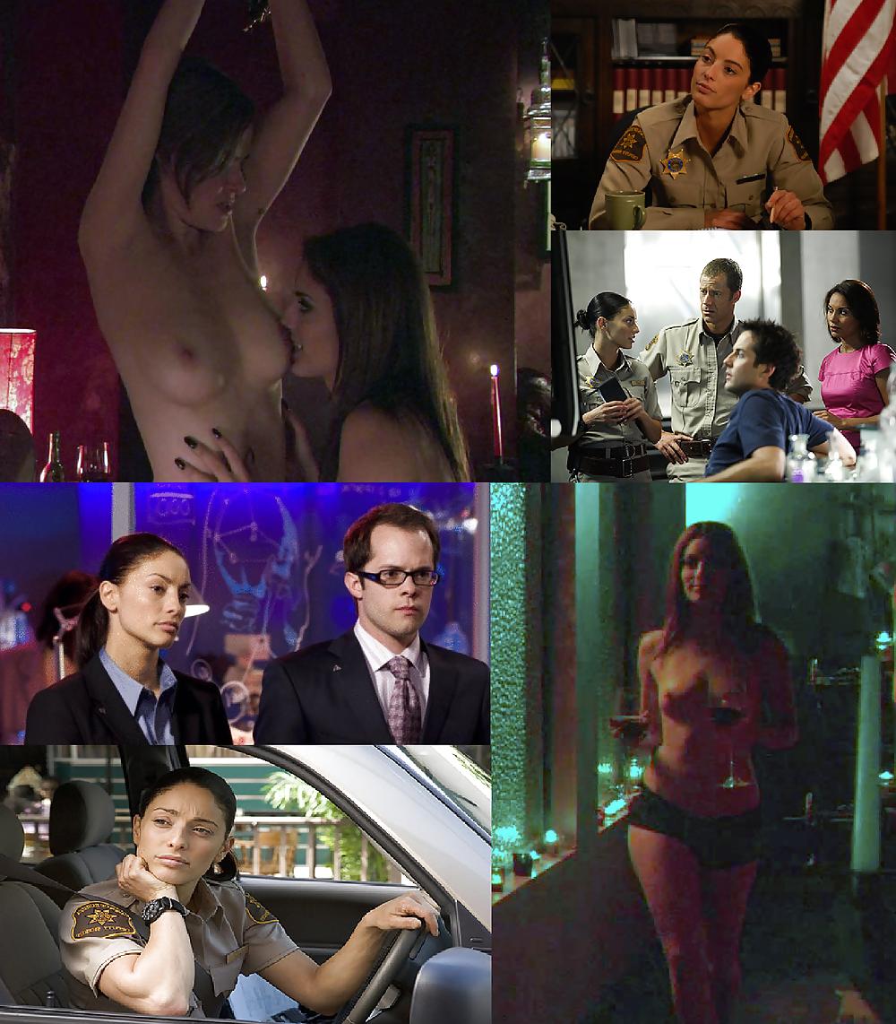 17P Dressed and Undressed Celebrities 2! Comments please