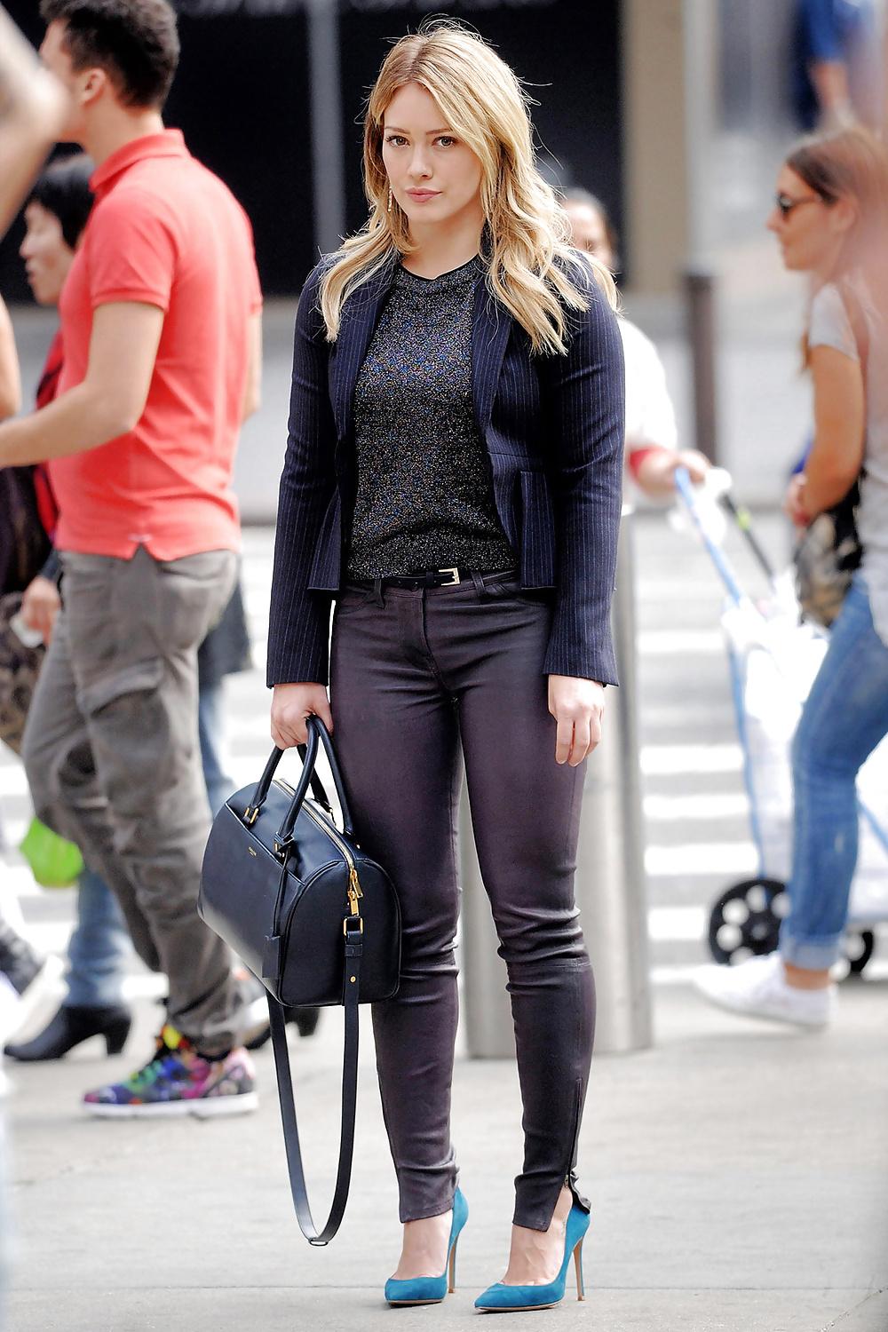 4P Hillary Duff fuckin hot clothes on the street