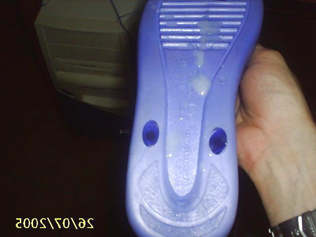 25P Masturbation and cum my flip flops