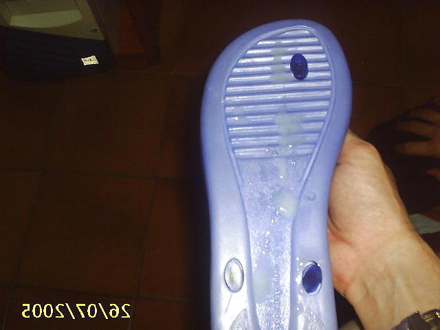 25P Masturbation and cum my flip flops