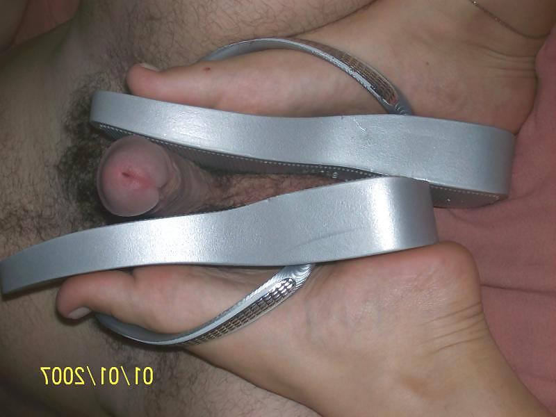 25P Masturbation and cum my flip flops