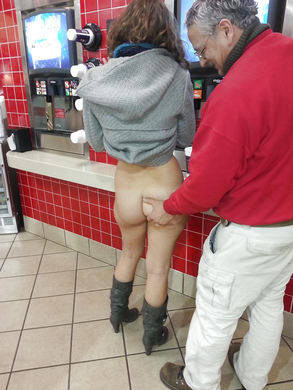 25P Convenience store swinger