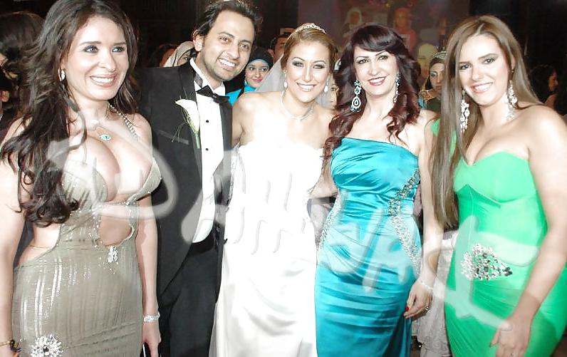 23P Arab celebrities donia abd el aziz