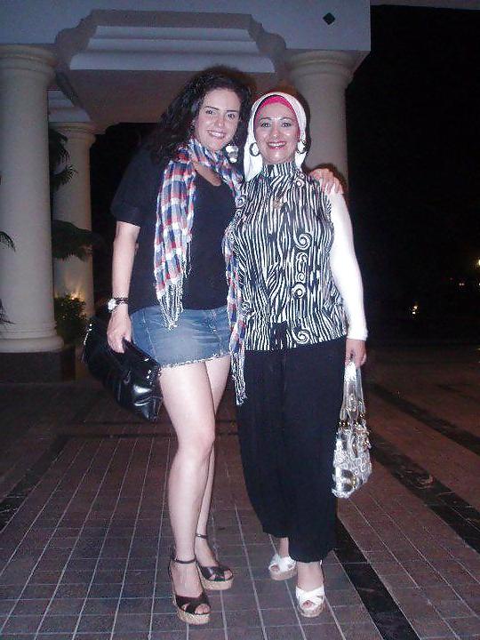 23P Arab celebrities donia abd el aziz
