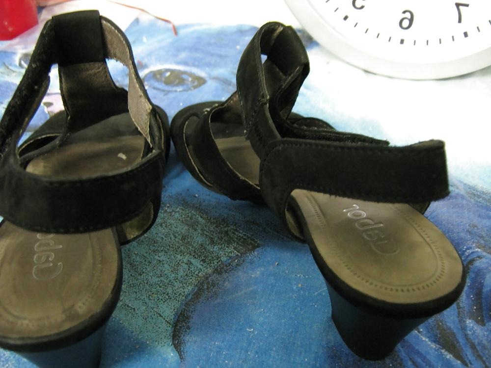 25P Fun with shoes of WichskumpelHHs wife