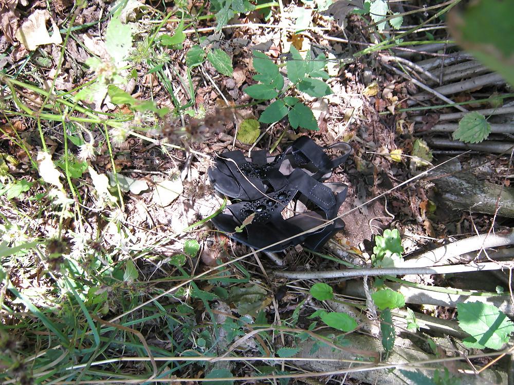 25P Fun with shoes of WichskumpelHHs wife