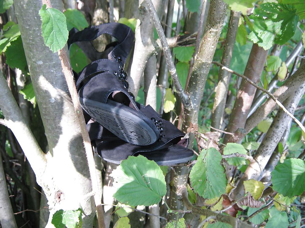 25P Fun with shoes of WichskumpelHHs wife