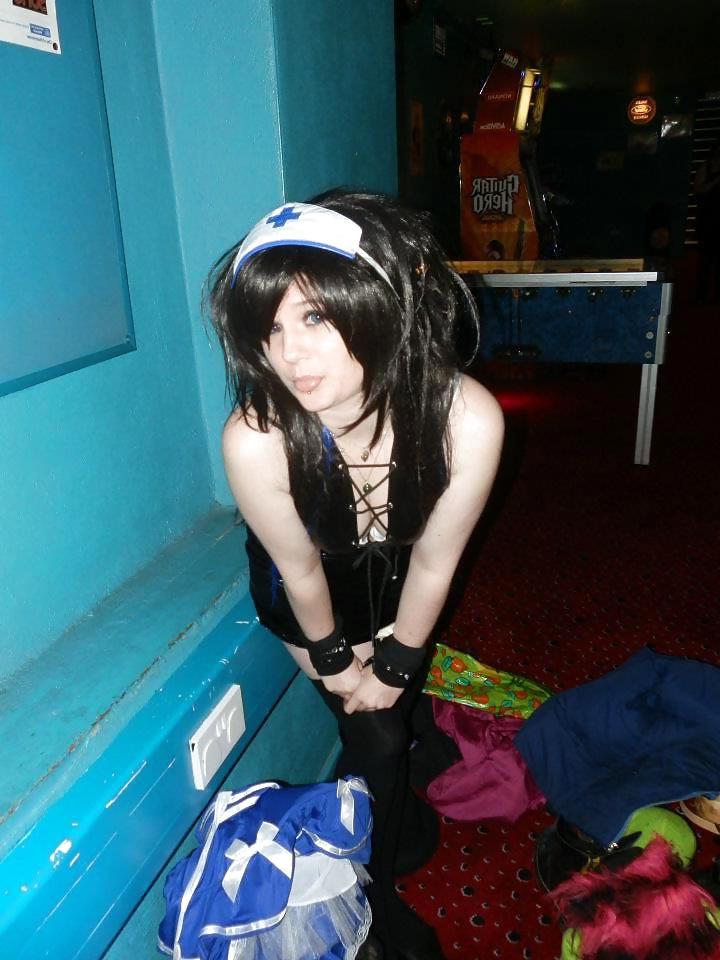 25P Emo outsde in park