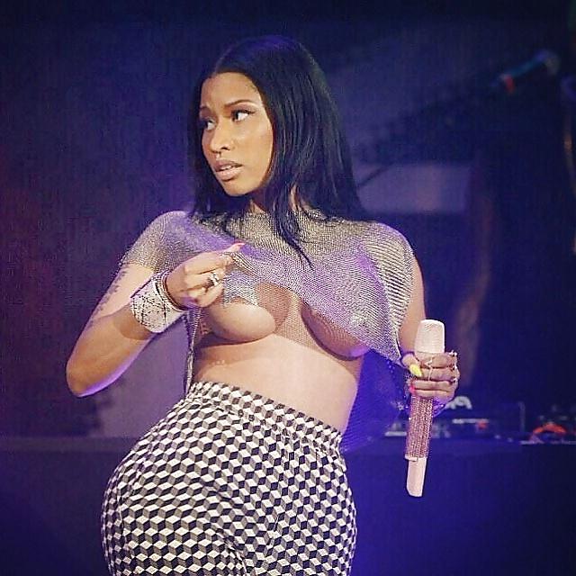 25P BIG TITS BOOTY-PICS 3