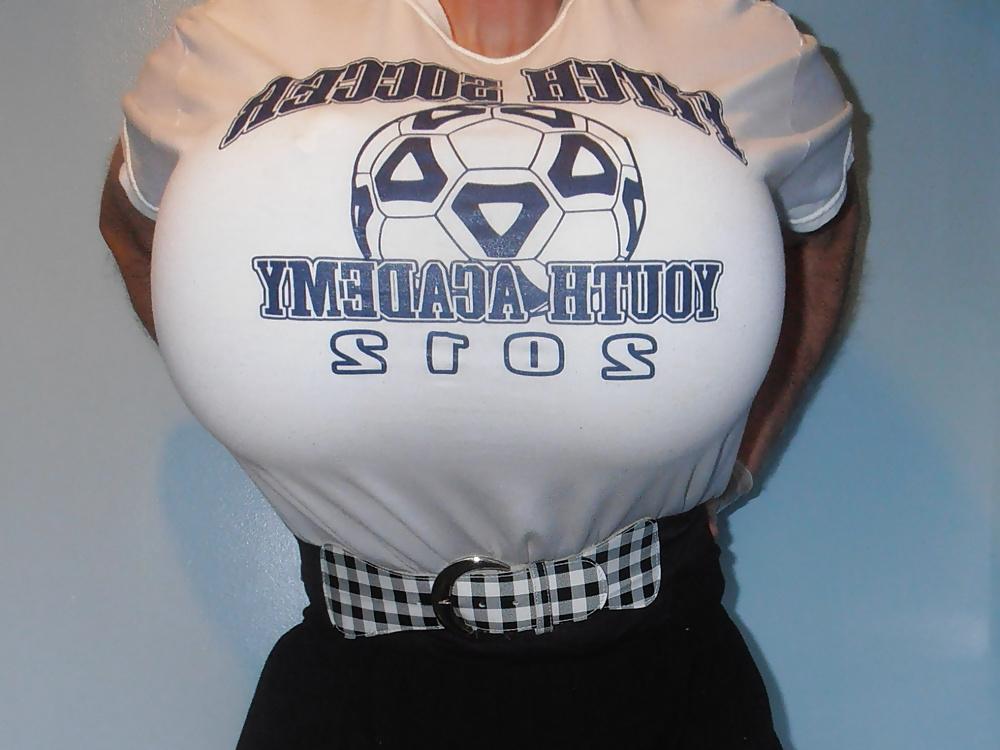 25P Mary the F cup busty crossdresser 2